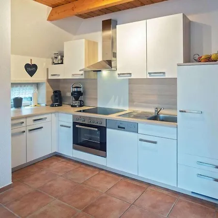 Dom wakacyjny With 3 Bedrooms *