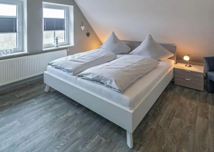 Dom wakacyjny With 3 Bedrooms *