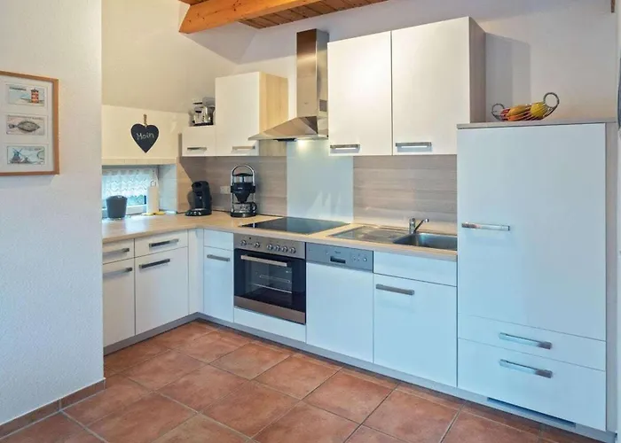 Dom wakacyjny With 3 Bedrooms *