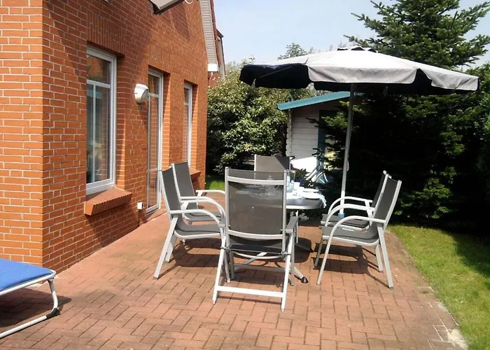 Dom wakacyjny With 3 Bedrooms *